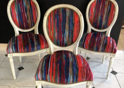 une paire de cabriolets louis xvi tissus velours bahia